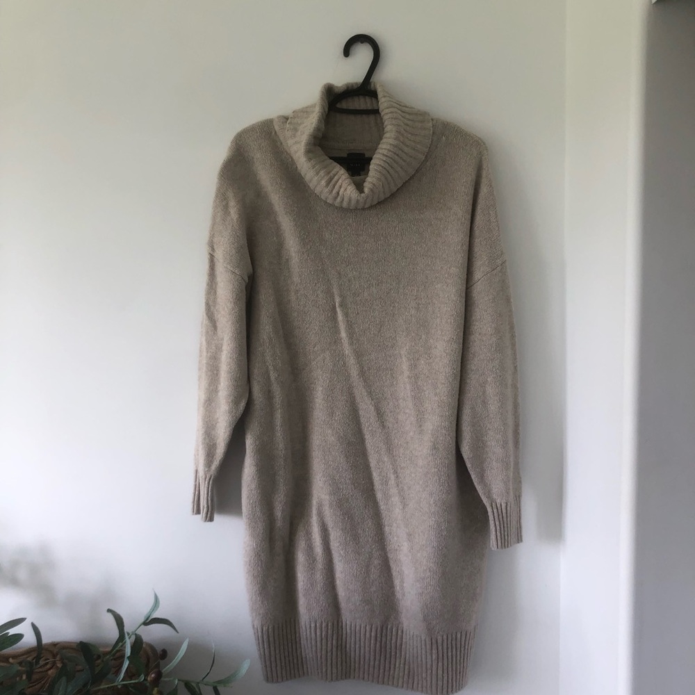 GAP Turtleneck Sweater Dress in Beige | Size M
